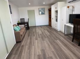 Comfortable studio in Bowen 4805, Hotel in Bowen