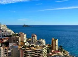 Ático Cala de Benidorm Vista al mar Piscina y Parking