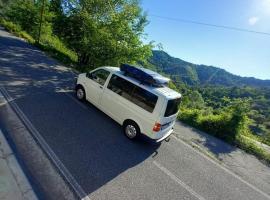 Camper Van For Rent In Albania, ξενοδοχείο στα Τίρανα
