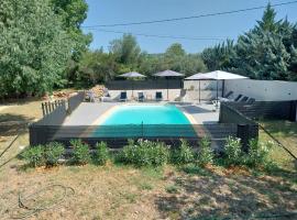 Villa Maria App., hotel in Cotignac