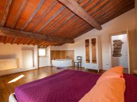 Castle Holiday Home, holiday home in Castagneto Carducci