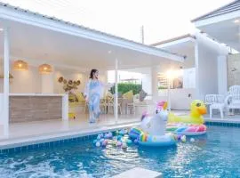 Fin Camping & Pool Villa