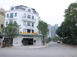 Royal Hotel Trâu Quỳ