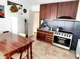 CASA PARA 4-6 PERSONAS 2 dorm A POCAS CUADRAS DEL CENTRO DE BARILOCHE