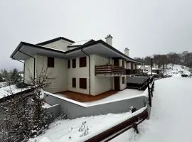 Campaegli House