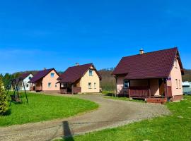 Domki Letniskowe Konik 3, hotel in Radków