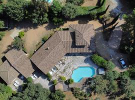 La Mouchelière, hotel v destinaci La Garde-Freinet