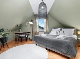 JOOYFUL STAYS Cozy Home