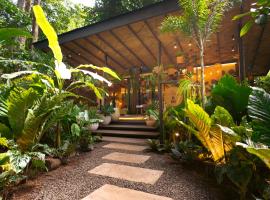 awā Beachfront Hotel, hotel en Puerto Viejo