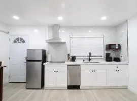 SJ3-B Unfurnished studio monthly preferred