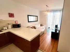 St Julian's 3 Bedroom - 10 mins from the sea
