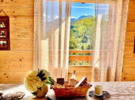 Charming family Chalet for 8 people, with private Hot Tub, hotel v destinácii Les Clefs