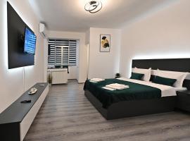 Tina Place, hotell i Piteşti