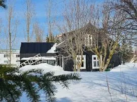 Dalvík - Steinholt Luxury Villa