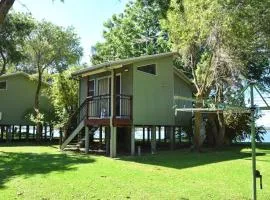 Coast and Country Cabin 5