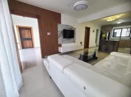 Cama king, piscina 3 habitacines