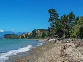 Kina Beach House