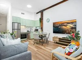 Luxe suite in Darling Harbour with pool, sauna & gym - ICC 300m