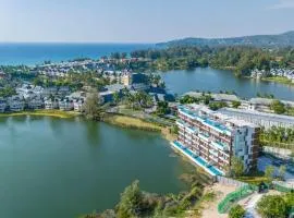 Infinite Ocean Retreats at Angsana Oceanview