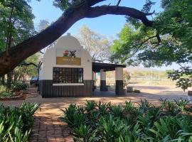 Cock & Bull Restaurant - Pub - Accommodation, chata v destinaci Hartbeespoort