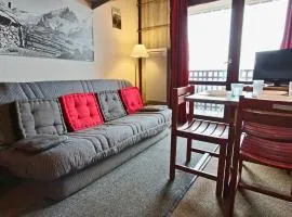 Studio 4 pers avec balcon et parking couvert - FR-1-340-50