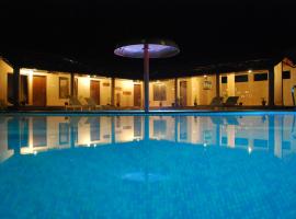 Aranyak Resort, hotel spa di Tāla