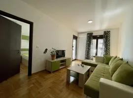 Akacia Oasis Cozy 1 Bedroom by the Sea