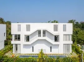 La Zorita Estate Anjuna 3bhk Villas & Private Pool & Garden & Caretaker