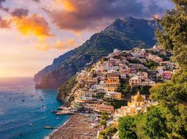 Giacarda Suite, hotel em Salerno