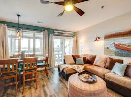 Balcony and Serene Views Cozy Condo in Huddleston!