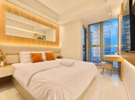 Studio Sea View Apartment at Gold Coast PIK by MYsweethome