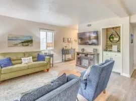 Calabash Condo Close to Coast and Fishing