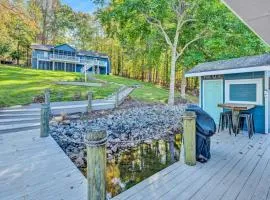 Waterfront Lake House Ideal Dock for Boats, Swimming, Fishing