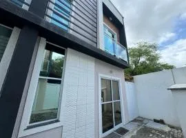 Duplex mobiliado no cumbuco