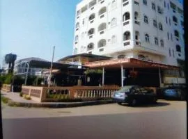Emirates Hotel