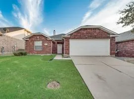 Luxury And Cozy Home 3BD, 2BATHS
