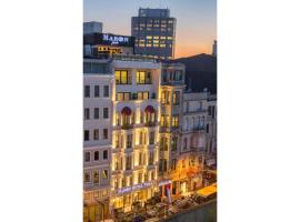 Maroon Hotel Pera, отель в Стамбуле, в районе Пера