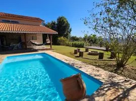 Casa de campo Bela Vista com Piscina na montanha
