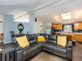 Charming 3-Bedroom Home in Bend with Hot Tub Game Room & Spacious Family Dining