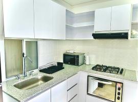 Estrena apartamento en el mejor Condominio con SPA de Ricaurte, hotel a Ricaurte