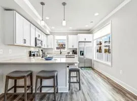 New! Golden Anchor Retreat Lux Living!