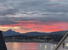 Tromsø - seksjonert hus i nydelige omgivelser