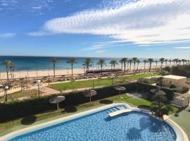 Lujoso apartamento en primera linea de playa