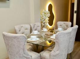 Departamento a pocos pasos de la playa con AC, WiFi, 2 habitaciones, 2 ba&ntilde;os completos, 4 camas y cocina equipada en el centro de San Crist&oacute;bal cerca de bares y restaurantes - Caballito - Gal&aacute;pagos Home, parkimisega hotell sihtkohas Puerto Baquerizo Moreno