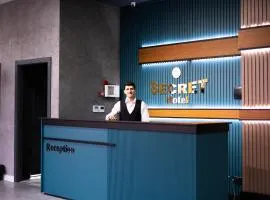 SECRET HOTEL