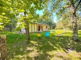 Maison en forêt, calme, proche village et piste cyclable - meublé 3 étoiles