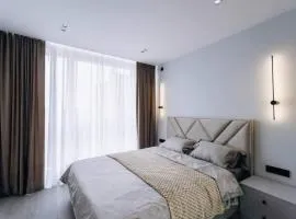 APARTAMENTS HOTEL CENTER & BOTANICA & TAXI AiRPORT
