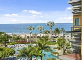 Beachfront - Flamingo Luxury 2BR condo - E423