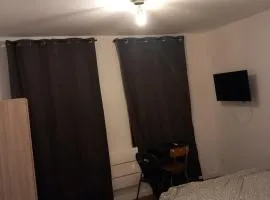 Hébergement Cozy à Deville-lès-Rouen - 13 min Rouen
