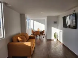 Apartamento Nuevo, Tulipán Amarillo